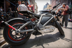 Harley-Davidson công bố thời điểm bán ra mẫu siêu mô tô điện LiveWire