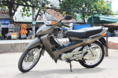  Honda Future đời 2001 nguyên ‘zin’ tại Sài Gòn 