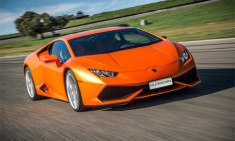  Lamborghini Huracan 2016 - nâng cấp nhẹ giá từ 182.000 USD 