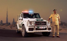  Mercedes G-class độ 700 mã lực của cảnh sát Dubai 