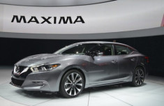  Nissan Maxima 2016 - sedan thể thao giá 32.400 USD 