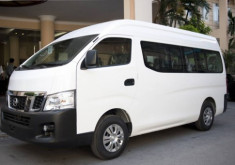  Nissan NV350 Urvan - minibus mới cho người Việt 