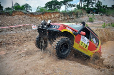  Sắp khởi tranh giải đua ôtô địa hình RFC Việt Nam 2014 