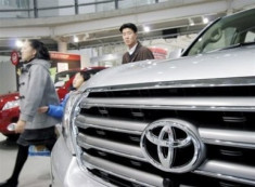  Toyota trở thành hãng xe lớn nhất thế giới 