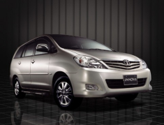  Toyota Việt Nam trình làng Innova GSR mới 