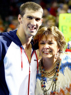 Từ cậu bé bị tăng động giảm chú ý, Michael Phelps trở thành huyền thoại nhờ...Mẹ
