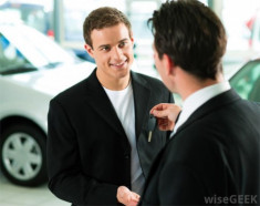  Tự thú của người bán xe: Mánh xin việc 