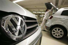  Volkswagen thách thức Toyota 
