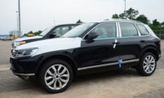  Volkwagen Touareg GP 2015 đầu tiên cập cảng Sài Gòn 