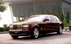  Rolls-Royce Phantom có giá kỷ lục 84 tỷ ở Việt Nam 