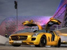  Ảnh đẹp siêu xe: Mercedes SLS AMG 