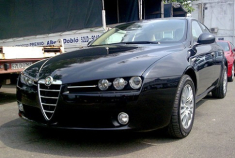  Bộ ba xe Alfa Romeo cập cảng Sài Gòn 