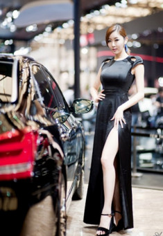  Chân dài Hàn Quốc bên Hyundai Equus Limousine 