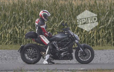  Ducati Diavel 2016 lộ diện 