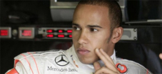  Lewis Hamilton bỏ 400.000 USD mua biển ‘LEW 1S’ 