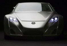  Lexus LF-A dùng tốc độ đấu với Ferrari 