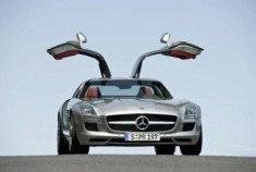  Mercedes công bố giá bán siêu xe SLS AMG 