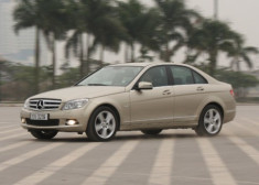  Mercedes Việt Nam giới thiệu C300 