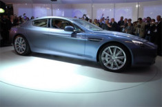  ‘Nữ hoàng’ Aston Martin Rapide có giá gần 200.000 USD 