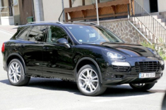  Porsche Cayenne hạng nhỏ 