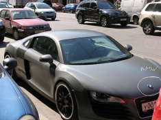  Siêu xe Audi R8 gắn mác BMW 