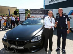  Bộ sưu tập BMW M-serie trên đường đua motoGP 