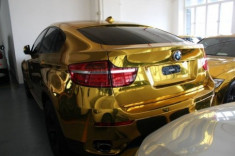  Bộ sưu tập BMW mạ vàng 