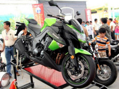  Độ ống xả cho Kawasaki Z1000 