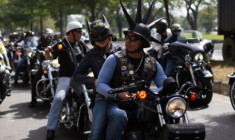  Hàng trăm môtô tụ hội trong Việt Nam Bikeweek 