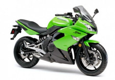  Kawasaki Ninja 400R có mặt tại Nhật từ năm sau 