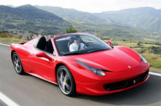  Ferrari 458 bị triệu hồi vì cốp xe bị kẹt 