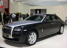  Rolls-Royce 200EX - xe Phantom ‘giá rẻ’ 