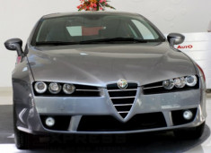  Alfa Romeo Brera coupe xuất hiện tại Sài Gòn 