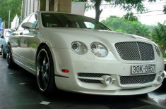  Bentley Flying Spur độ kiểu Mansory tại Hà Nội 
