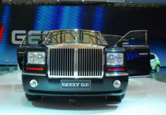  Chi tiết về ‘Rolls-Royce Phantom Trung Quốc’ 