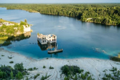 Nhà tù chìm trong biển nước ở Estonia 