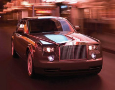  Những điểm mới trên Rolls-Royce Phantom 2009 