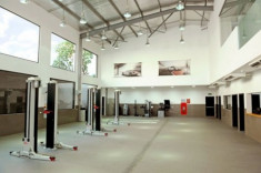  Porsche khai trương trung tâm dịch vụ tại Hà Nội 