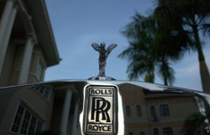  Rolls-Royce Phantom trắng biển độc 
