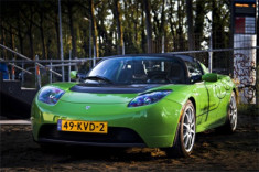  Tesla Roadster - ôtô điện của các trùm công nghệ 