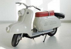  BMW R10 - scooter đời đầu của BMW 