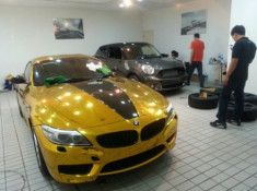  Bộ sưu tập BMW mạ vàng ở Macau 