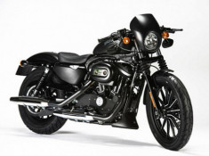  Harley Davidson bản đen tuyền đặc biệt 