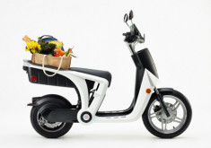  Mahindra GenZe - scooter hấp dẫn từ Ấn Độ 