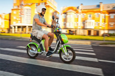  Minsk Upa-Upa 500E - scooter điện 