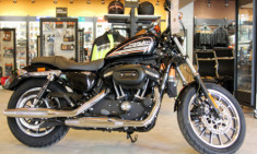  Sportster 883R - môtô Harley mang phong cách thể thao 