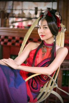 Tăng Thanh Hà, Thanh Hằng hay Elly Trần, ai là đệ nhất mỹ nhân cổ trang?
