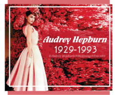 Biểu tượng thời trang Audrey Hepburn nói không với giày cao gót và bài học đáng quý cho phụ nữ
