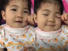 Bé gái Lào Cai suy dinh dưỡng đã biết chơi đùa sau gần 1 năm được cứu sống