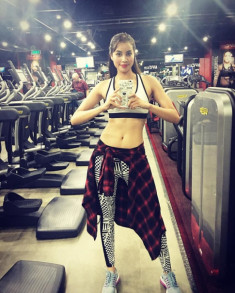 Cùng nghía qua bí kíp của những chân dài chăm chỉ tập gym nhất nhì showbiz Việt nào!